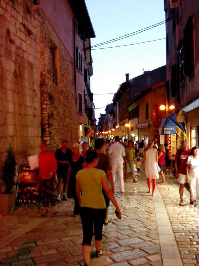 Old Town Charmer Porec Bagian luar foto