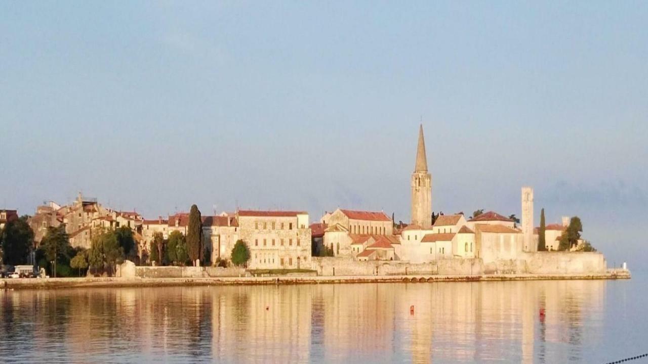 Old Town Charmer Porec Bagian luar foto