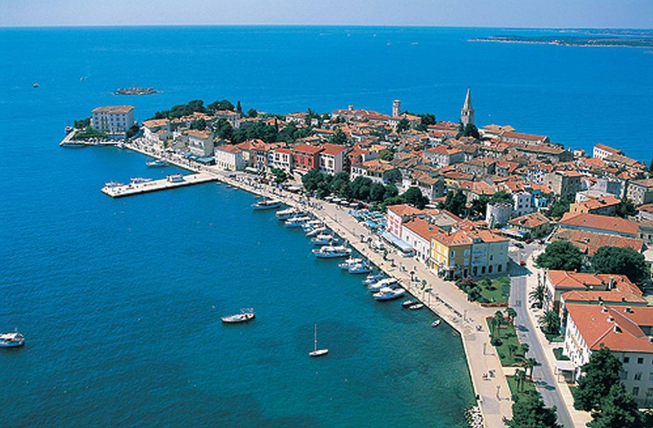 Old Town Charmer Porec Bagian luar foto